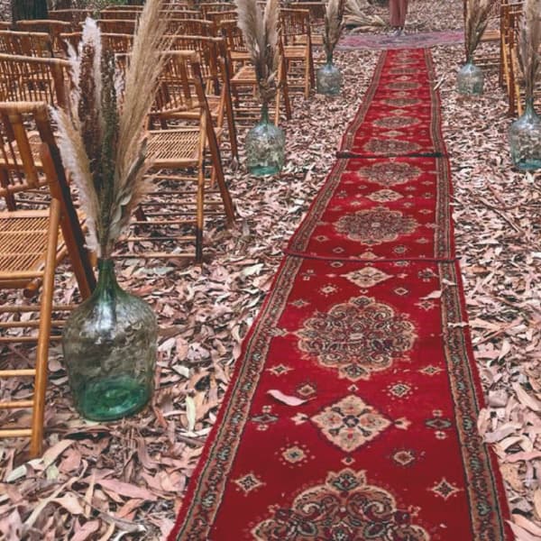 Decoración Civil / Boda - Alfombra + Caminero + 12 Damajuanas