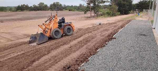 Maquinaria Mini Excavadora