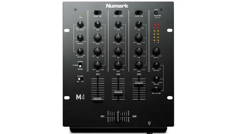 Mixer Numark M4