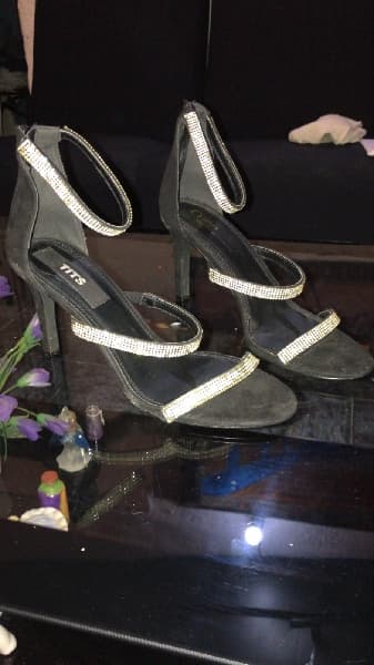 Sandalia Taco Fino Con Brillo