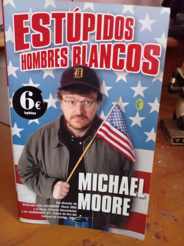 Estupidos Hombres Blancos — foto 2