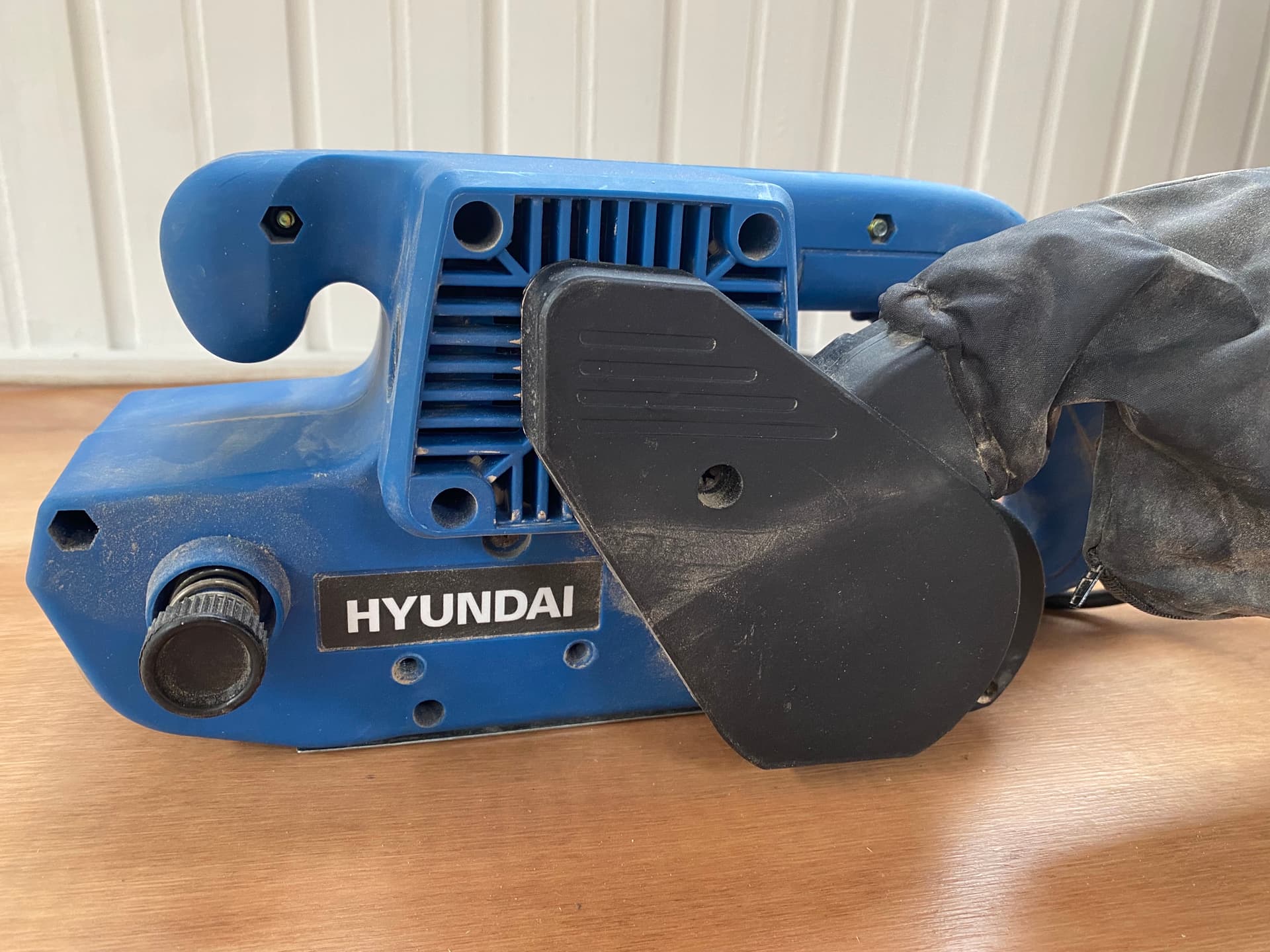 Lijadora De Banda 900w 2500rpm