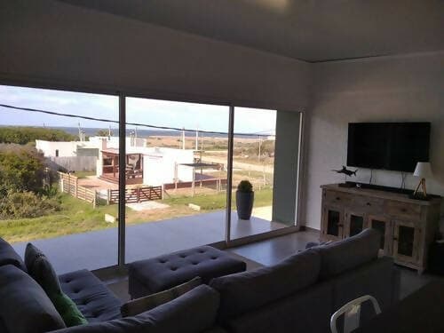 Casa De 2 Dormitorios, 1baño — foto 5