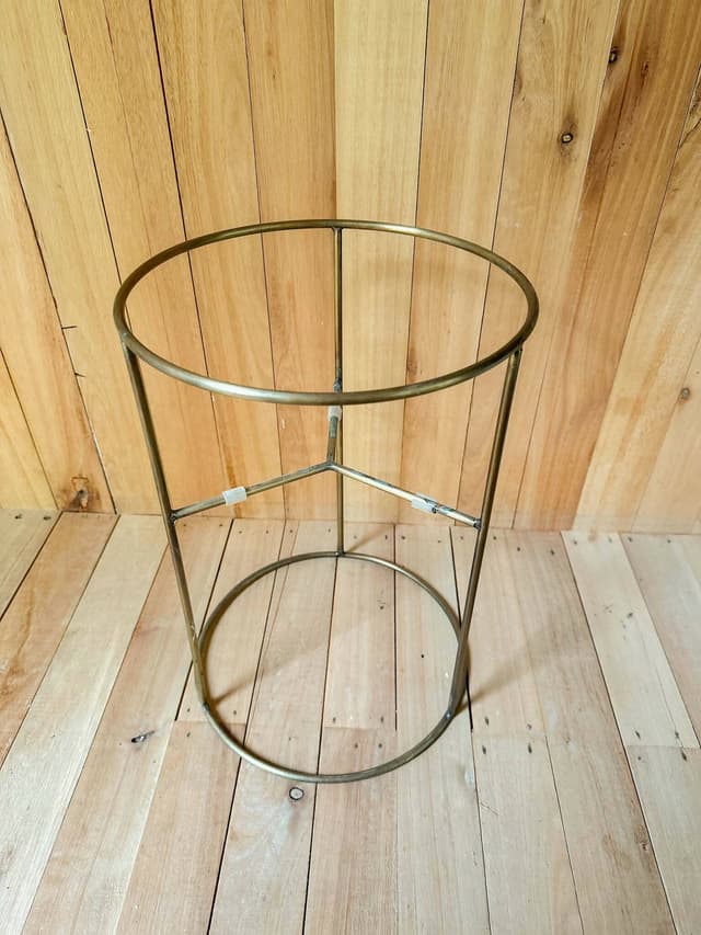 Porta Maceta En Bronce - Para Decoración O Set De Filmación — foto 2