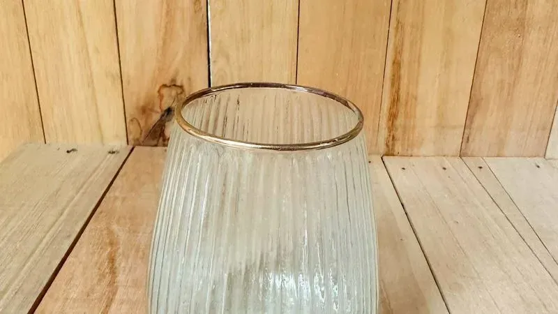 Porta Vela De Vidrio Con Borde Dorado - Para Decoración O Set De Filmación
