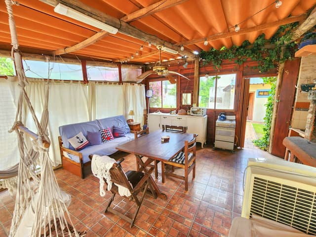 Casa Con Parrillero Y Estufa A Leña En Costa Azul De Canelones — foto 9