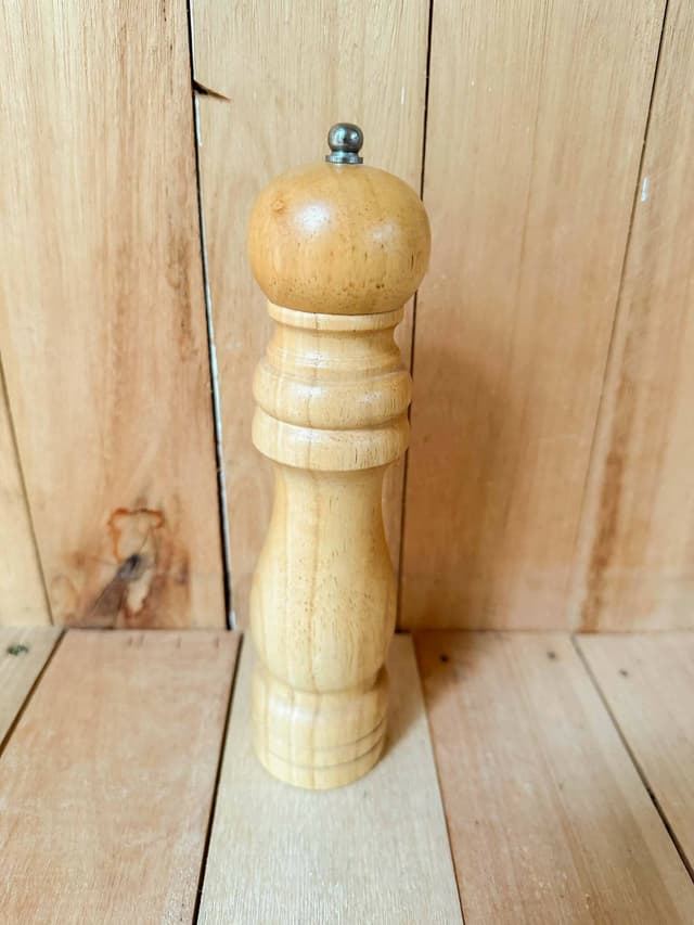Pimentero En Madera — foto 2