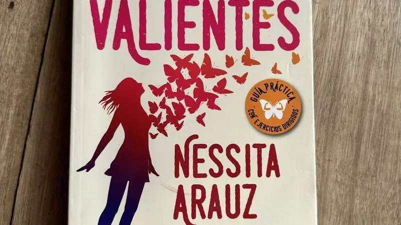 Libro Escuela De Valientes - Nessita Arauz